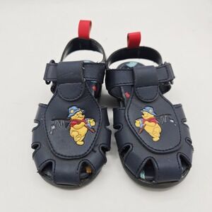Vintage 1990s Y2K Winnie The Pooh Sandals Baby Shoes Size 6C cartoon Fisherman